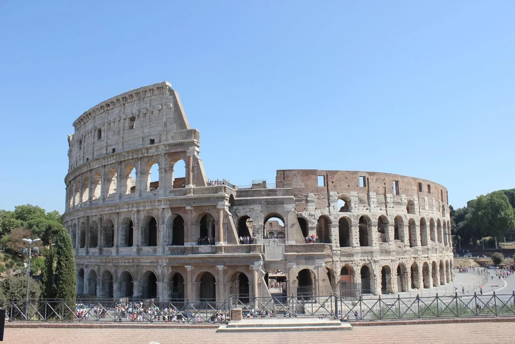Locuri de vizitat în Roma: Colosseum